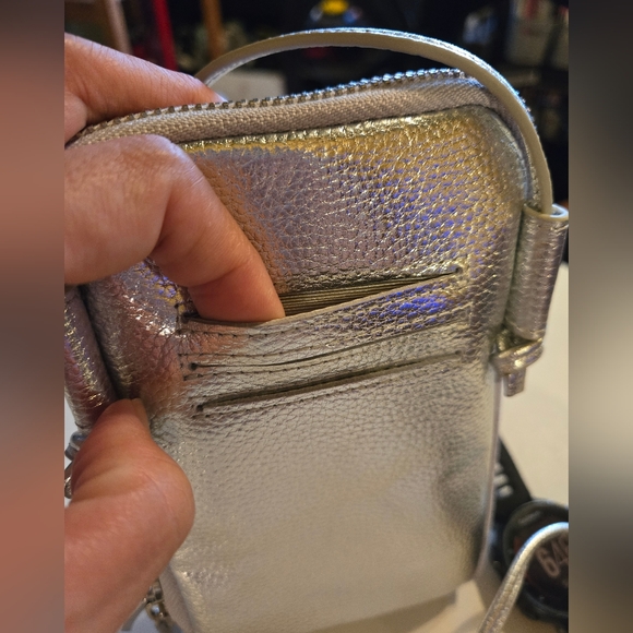 United Arrows (ユナイテッド アローズ) multi use leather phone carrying case,shoulder strap - Picture 2 of 10